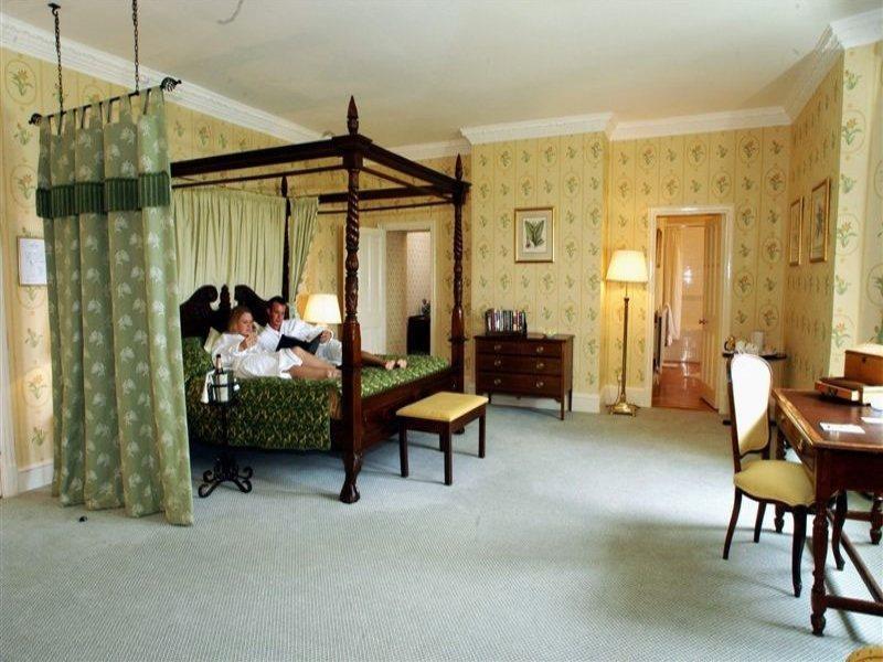 Eastwell Manor, Champneys Hotel & Spa Άσφορντ Εξωτερικό φωτογραφία